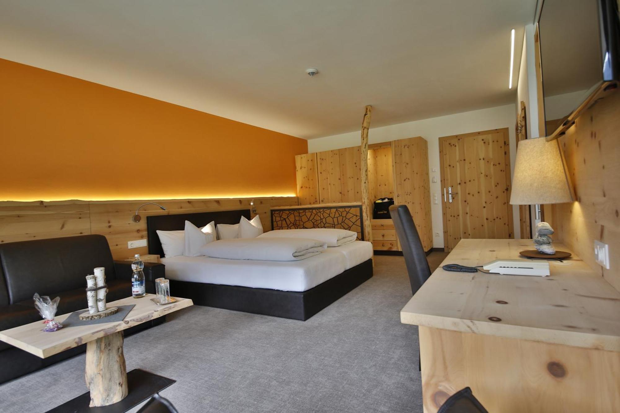 Romantik Resort & Spa Der Laterndl Hof Haldensee Δωμάτιο φωτογραφία