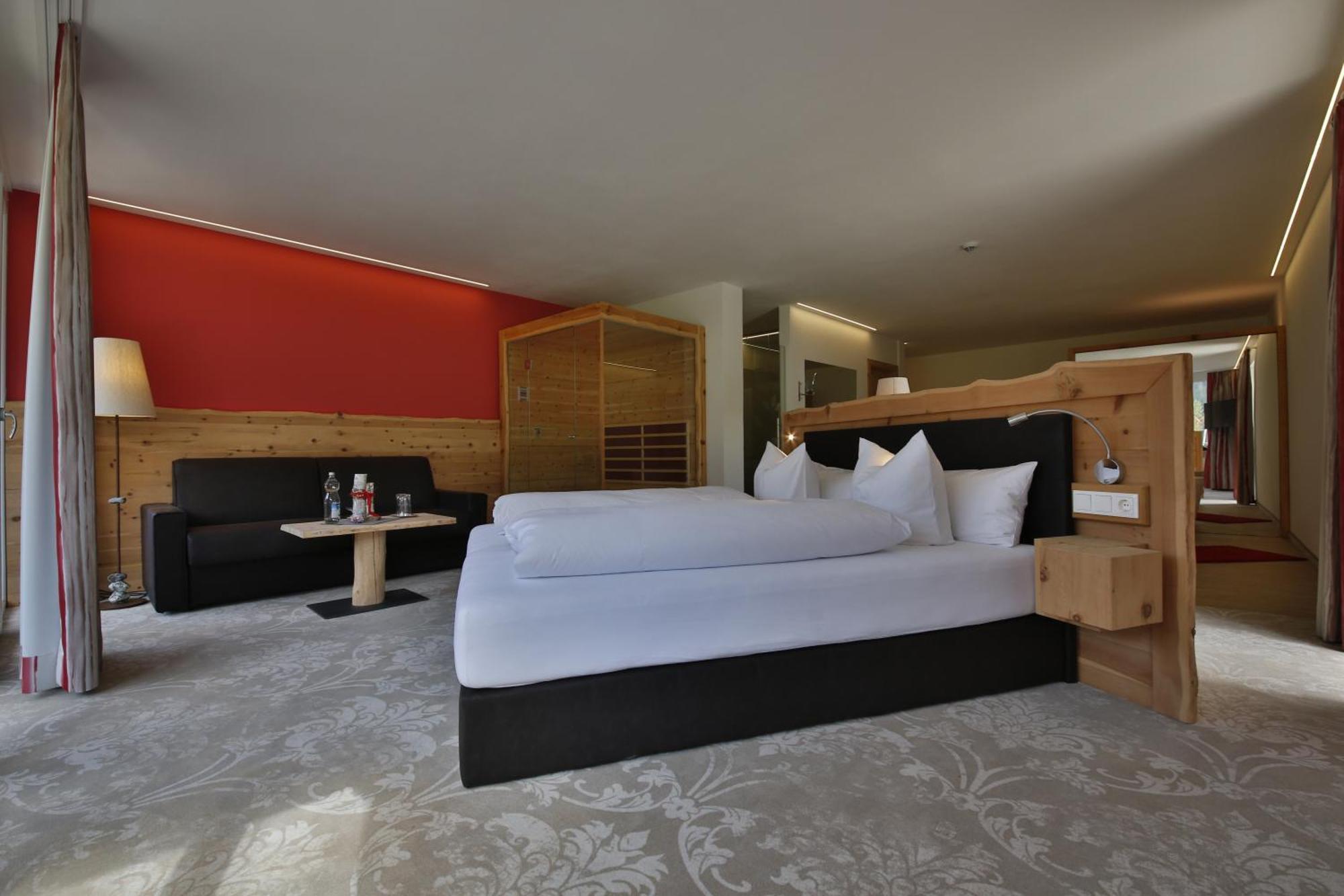 Romantik Resort & Spa Der Laterndl Hof Haldensee Δωμάτιο φωτογραφία