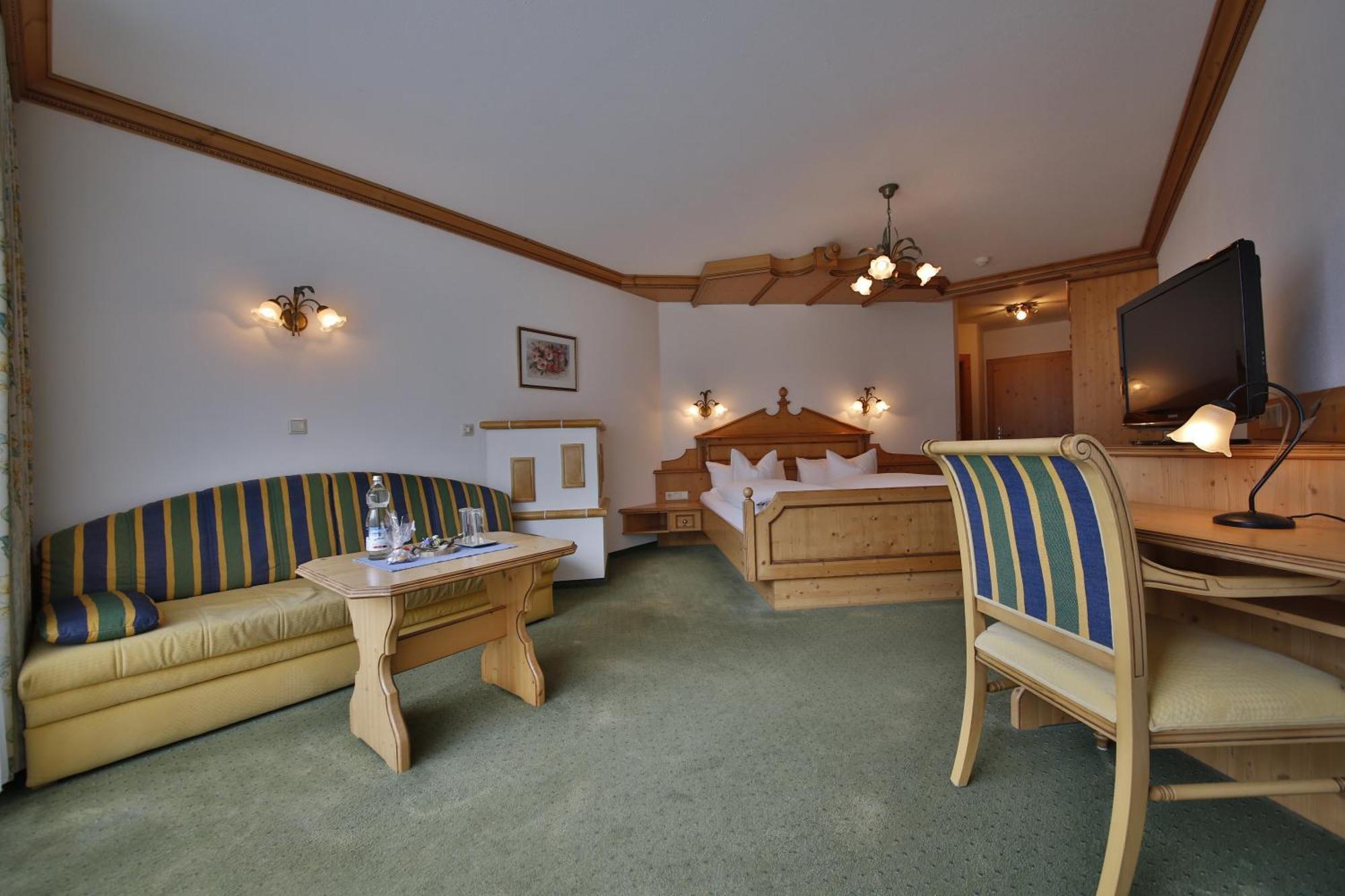 Romantik Resort & Spa Der Laterndl Hof Haldensee Δωμάτιο φωτογραφία